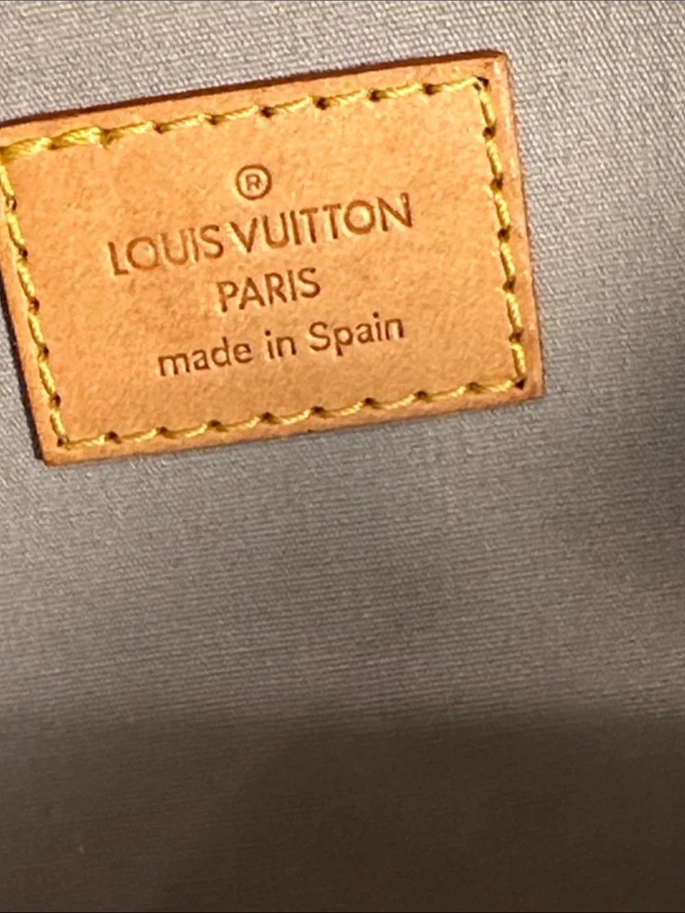 Authentic Louis Vuitton Roxbury Drive Monogram Vernis leather Pearl 2Way Handbag